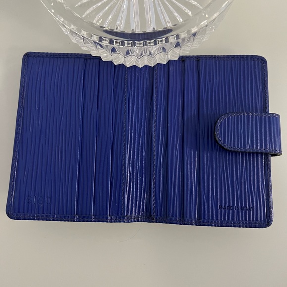 New cobalt blue small Epi leather wallet, same leather used for Louis Vuitton. - Picture 3 of 3